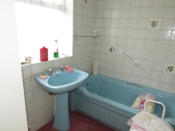 Photo 8