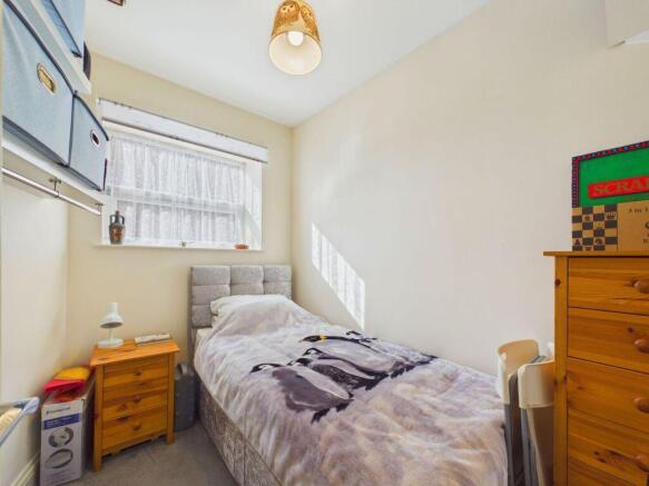 2 bed Apartment for sale Image 4