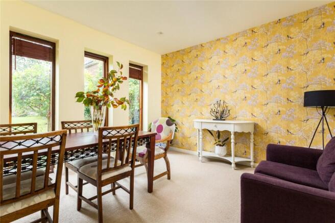 4 bed Detached for sale Image 8
