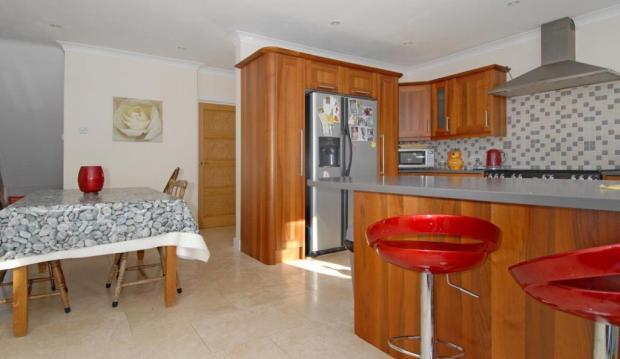 Kitchen 2