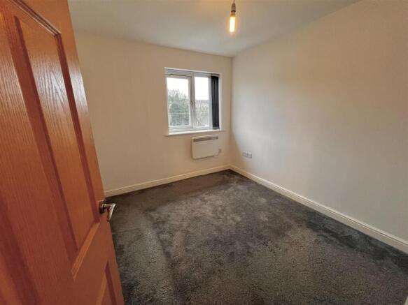 2 bed Apartment for sale Image 9