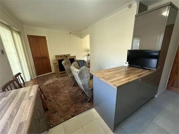 3 bed Semi-Detached for sale Image 5