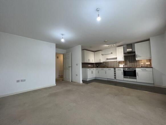 Lounge / Kitchen