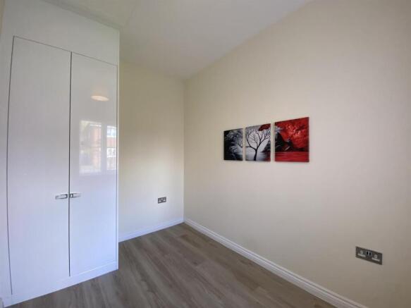 2 bed Detached Bungalow to rent Image 6