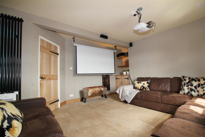 Cinema room.png