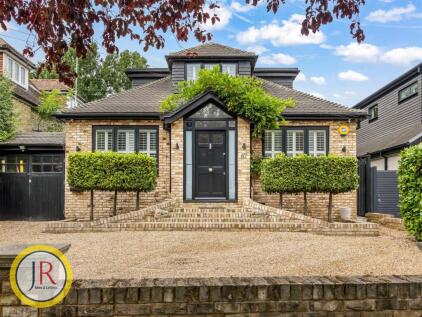 King James Avenue, Cuffley