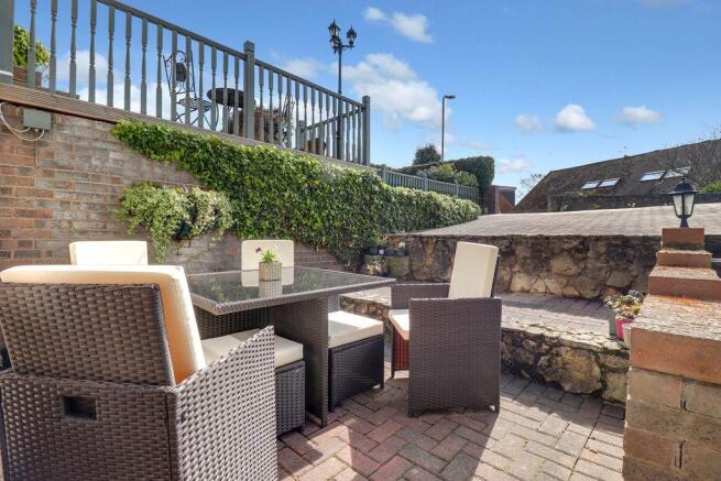 Dining Area To Front