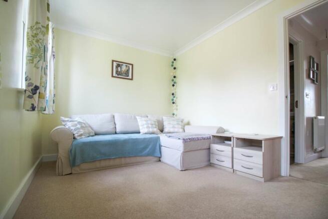 Bedroom 2 (Double)