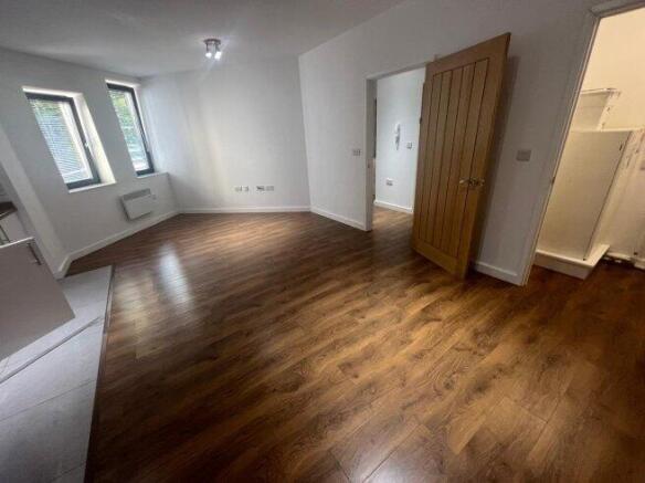 touthill-place-pe1-1fu-963408