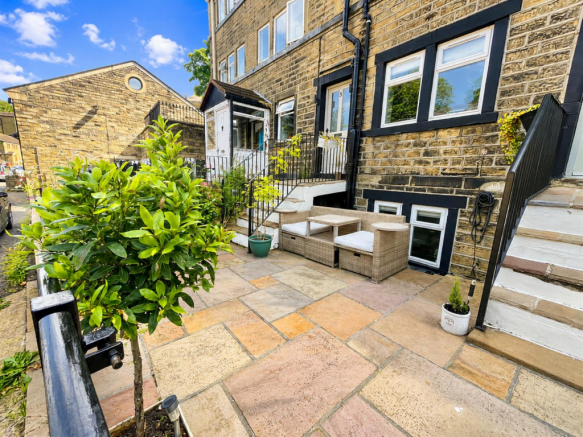 2 bed Terraced for sale Image 4