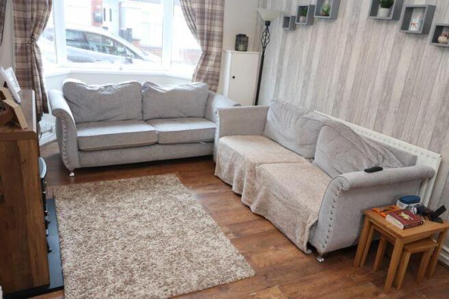 LOUNGE AREA
