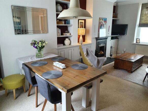 Lounge Dining Room