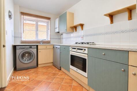 Greenford, UB6