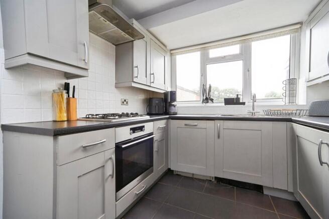 3 bed Semi-Detached for sale Image 7