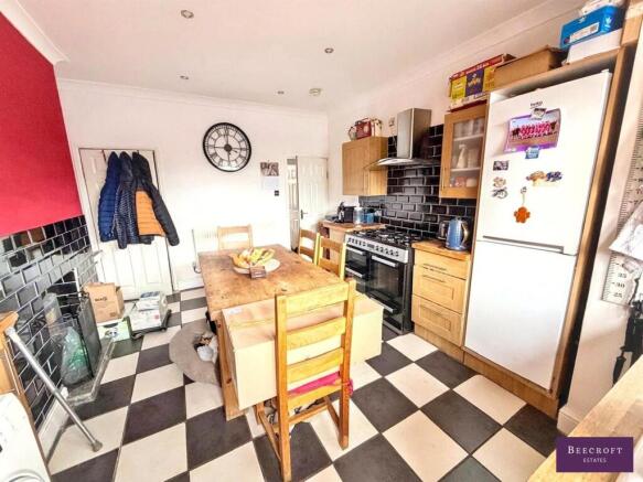 3 bed Terraced for sale Image 4