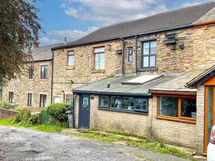 Turton Road, Bury, BL8