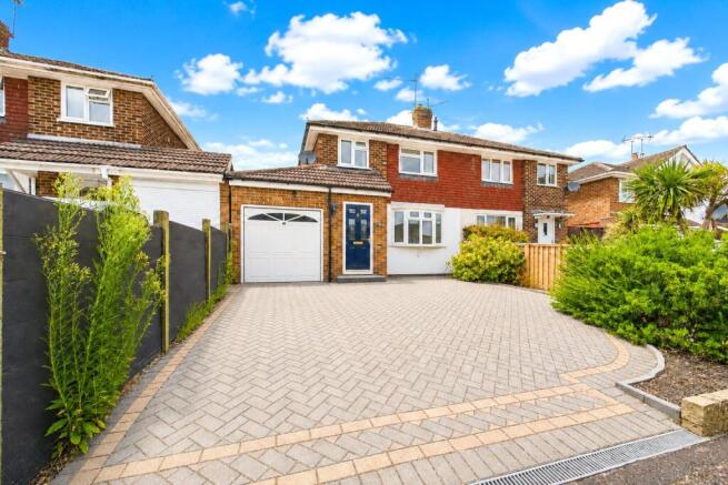 3-bed semi-detached on Fairford Road, Tilehurst, Reading, Berkshire, RG31, £425,000