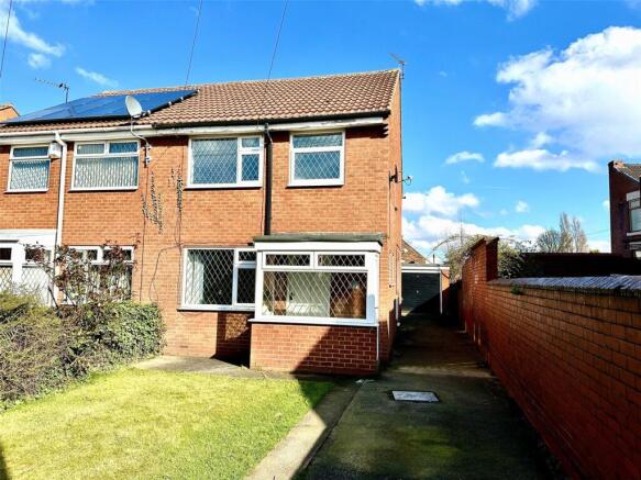 3 bed Semi-Detached for sale Image 12