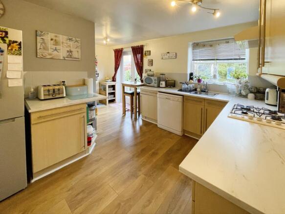 Breakfast/Kitchen