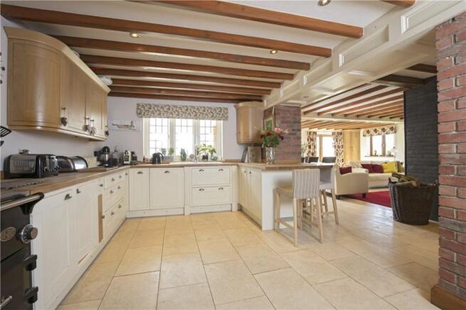 Kitchen/Breakfast