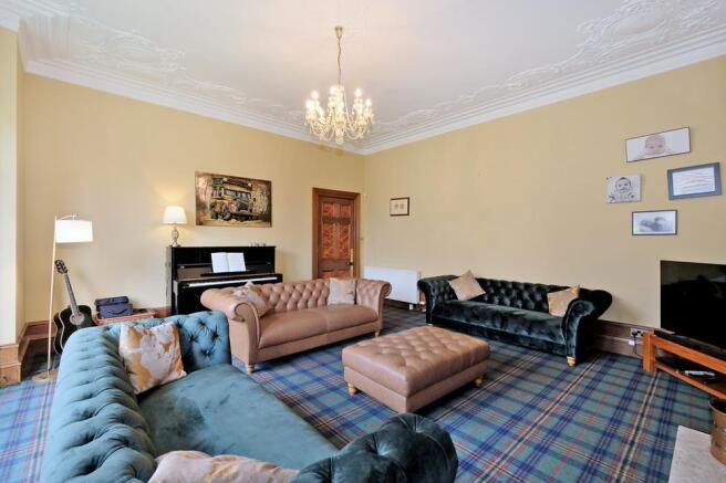Lounge 2