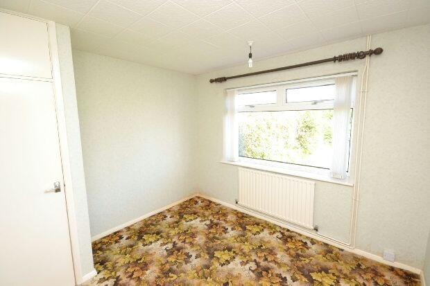 Bedroom 3/Dining Roo