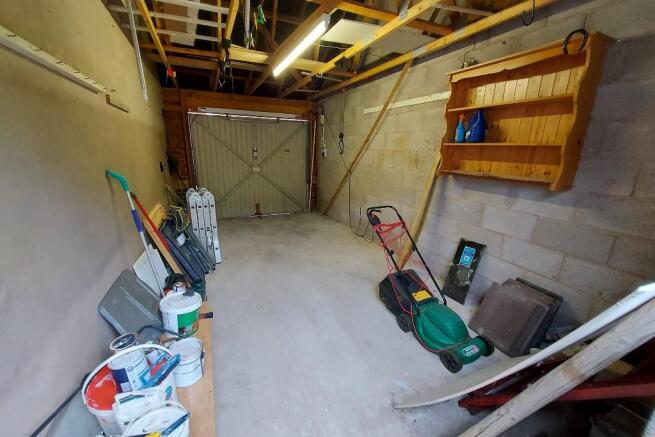Garage (2) 