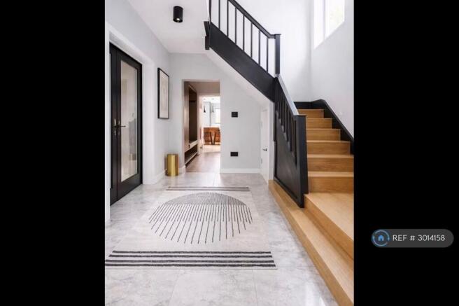 Entrance/ Hallway