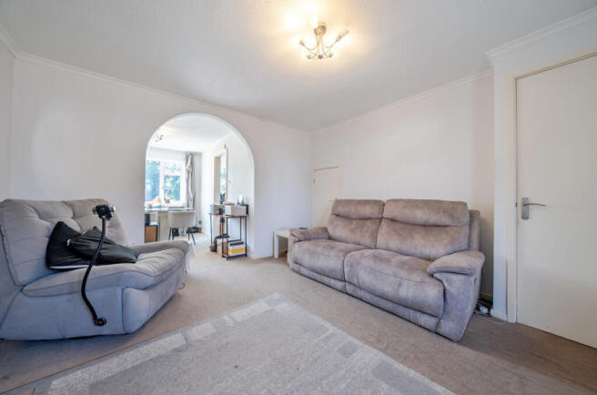 3 bed Semi-Detached for sale Image 4