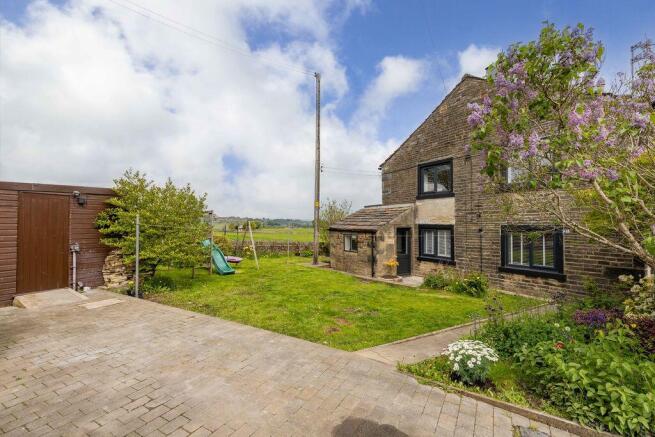 3 bed Cottage for sale Image 5