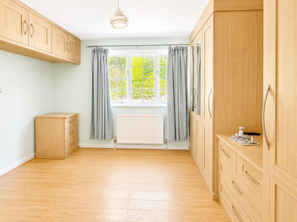 Tudor Drive, Sticklepath, Barnstaple photo 4
