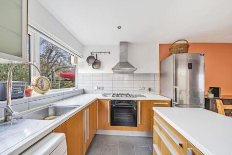 Lausanne Road, Harringay, London, N8