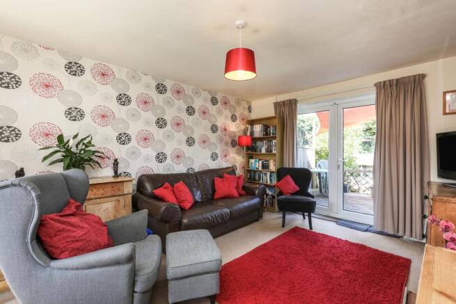 Lounge 1