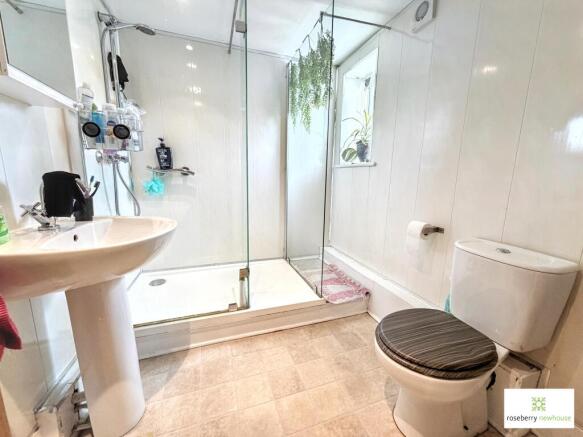 2 bed Terraced for sale Image 8
