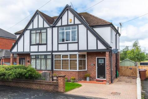 Howick Park Drive, Penwortham, Preston