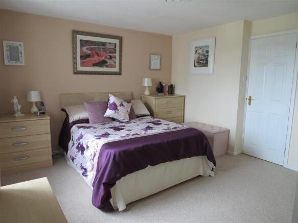 Bedroom: