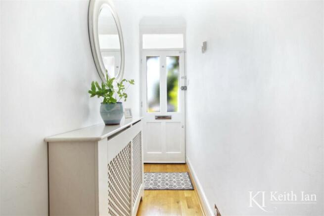 hallway downstairs.jpg