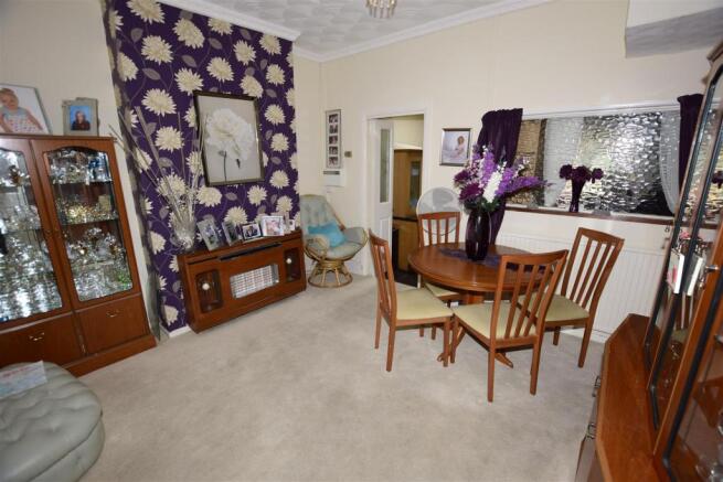 Living/Dining Room