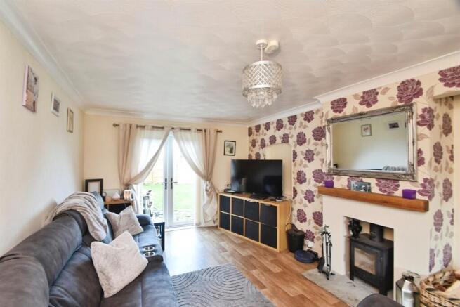 3 bed Semi-Detached for sale Image 5