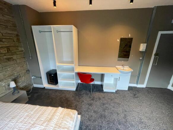 1 bed Apartment to rent Image 7