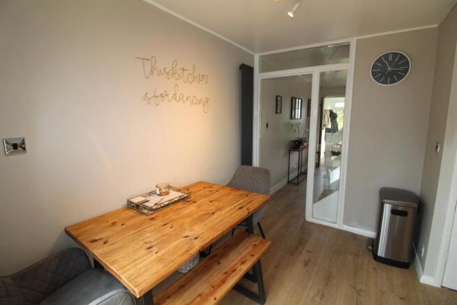 Dale Park Rise, Cookridge photo 4