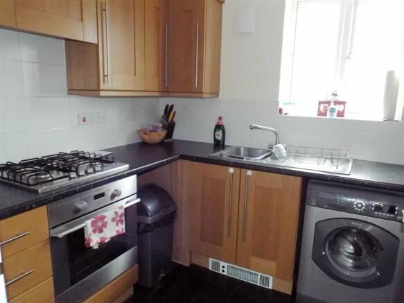 KITCHEN: