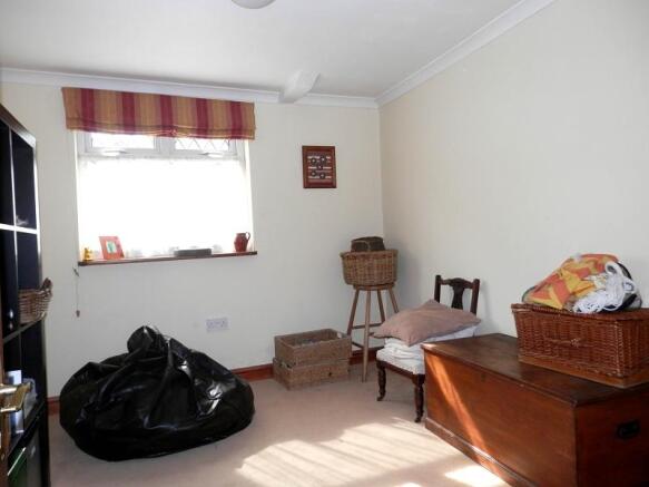 Bedroom 1 / Study