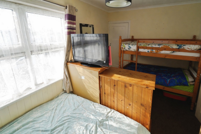 3 bed Semi-Detached for sale Image 9