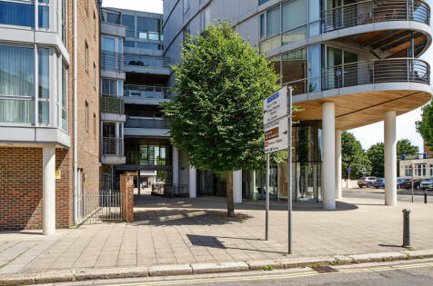 Admiralty Road, Portsmouth, Hampshire, PO1