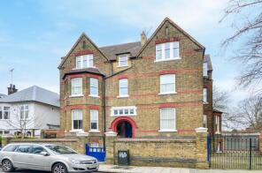 15c Clevedon Lodge, Stockwell Park Road, London SW9 0AP