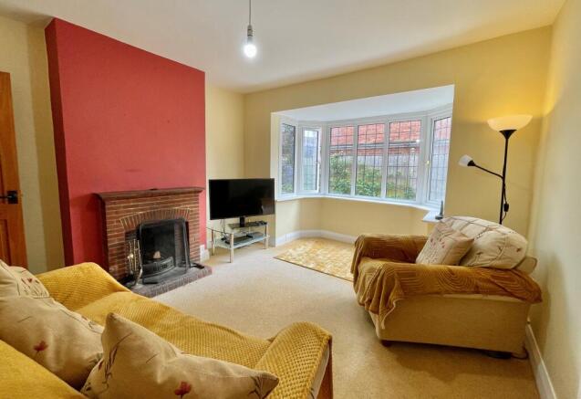 Lounge 1