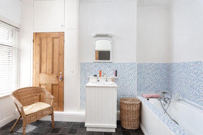 2 bed Terraced for sale Image 11