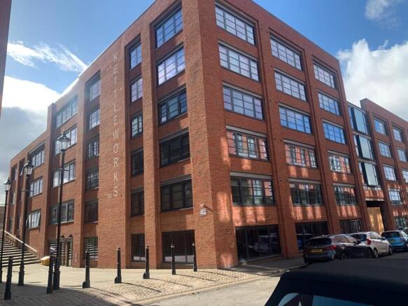 1 Bedroom Apartment For Let - No Parking - NOW AV