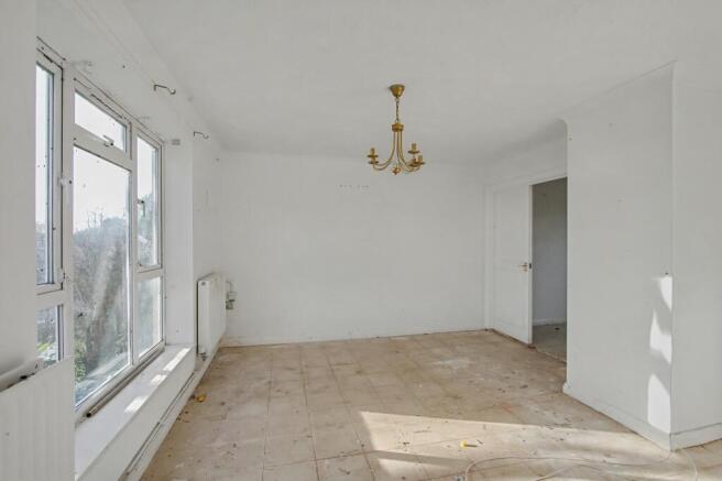 107 Halcot Avenue, Bexleyheath, Kent, DA6 7QA